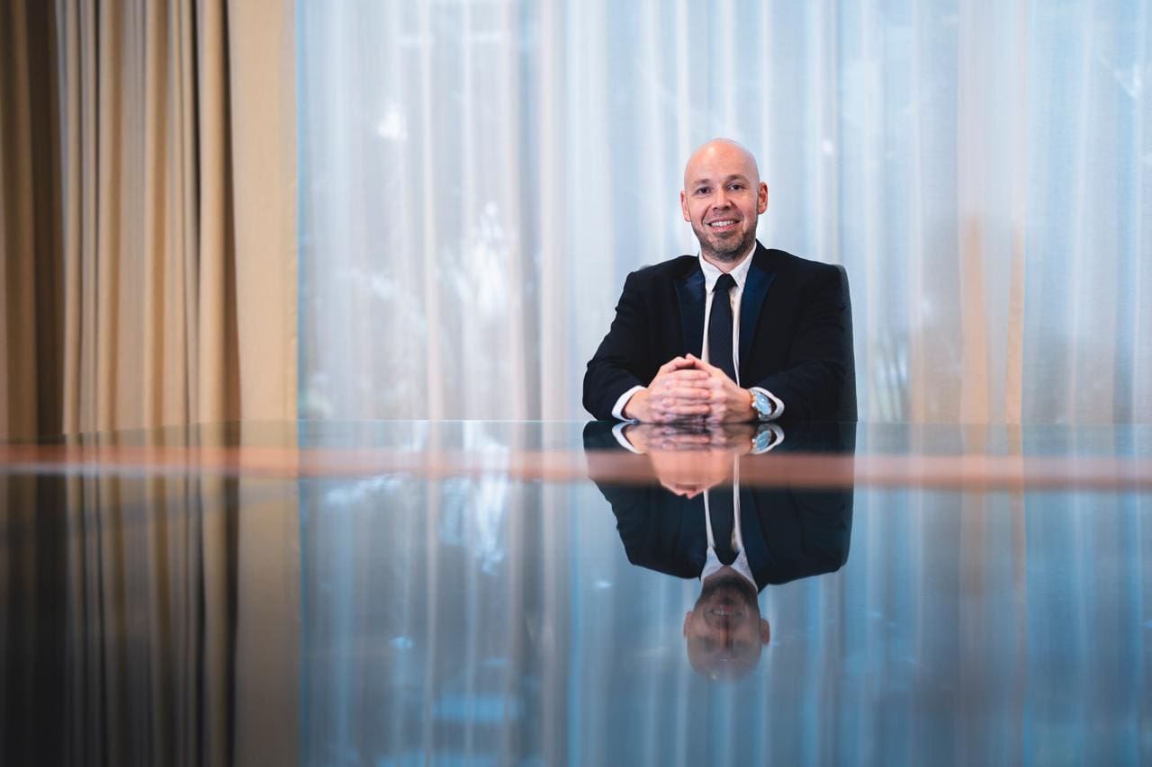 Dr. Marco Vega