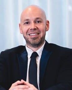 Dr. Marco Vega